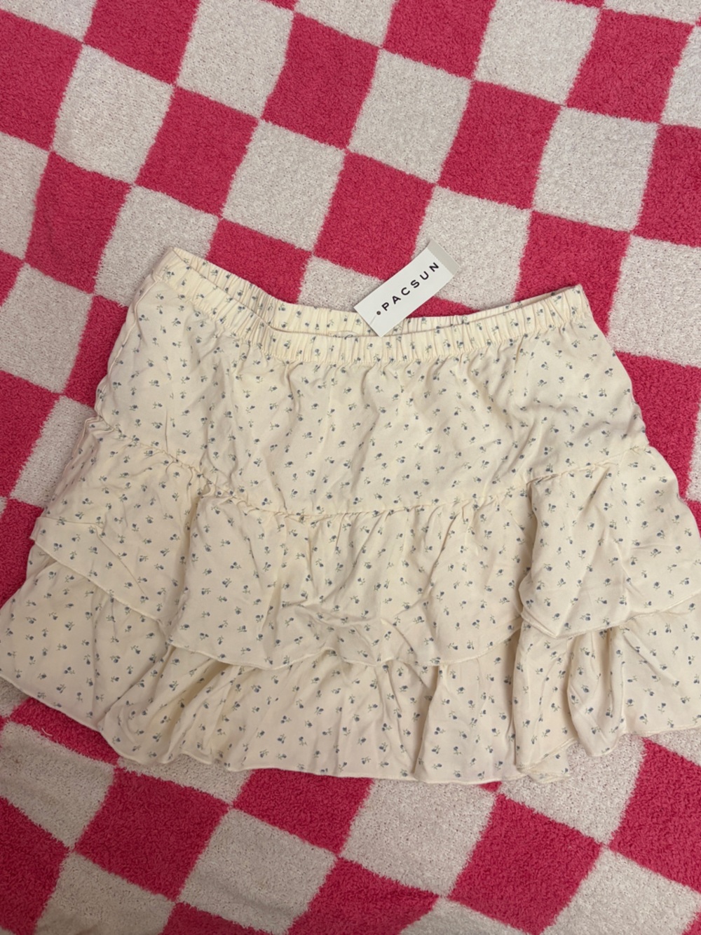 John Galt Cream Floral Flowy Skirt 🫧
